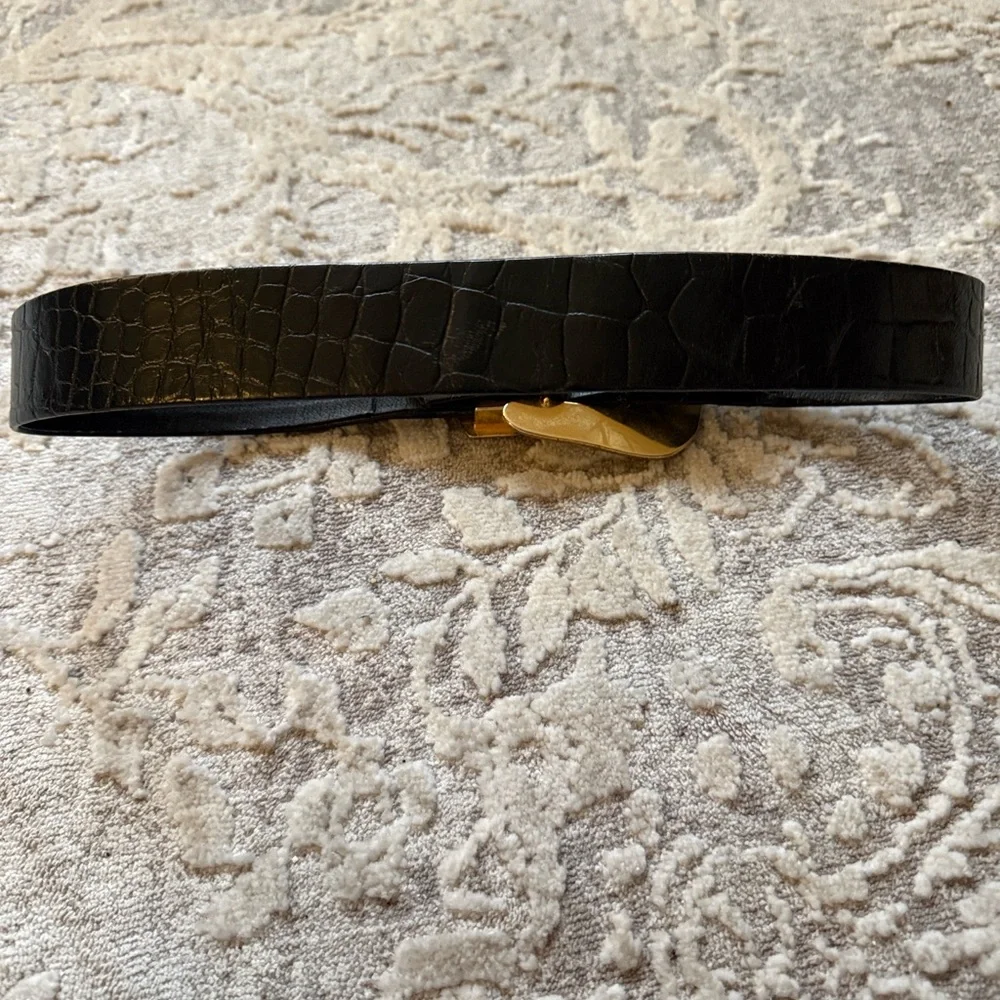 Vintage Stylish Black Belt with Gold Buckle